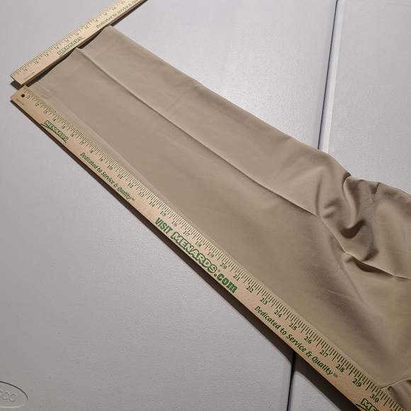 FootJoy Men's Classic Fit Straight Stretch Khaki Beige Golf Pants Size 34x30 - Picture 7 of 9